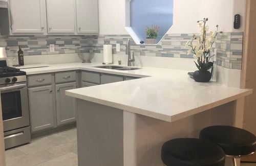 Spring Valley Condo | Remodeled Condo! Ground level access! Hospitals, shopping and Strip close by!