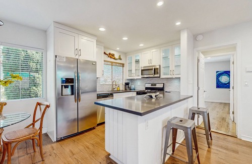 San Clemente Condo | Remodeled condo with patio, near beach & Casa Romantica Cultural Center