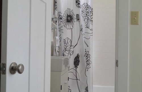 Washington Park West House | Remodeled flat for 2 in Washington Park