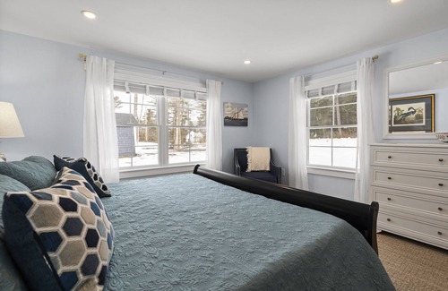 Isle of Springs House | Remodeled for 2024! Immaculate Southport Island home. 5 minutes to Boothbay!