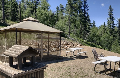 Lead Condo | Remodeled Fully Furnished Barefoot Resort Condo at Terry Peak South Dakota!