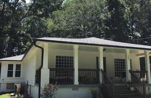 Mooresville House | Remodeled home in the woods with views of nature and peaceful setting