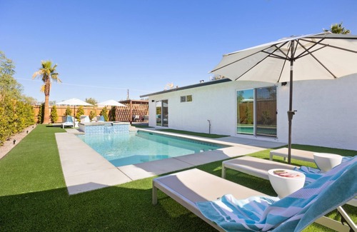 Desert Park Estates House | Remodeled Home with Private Pool and Spa! Mountain Views!