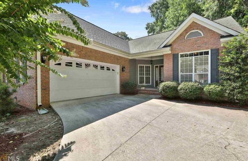 Fayetteville House | Remodeled modern gem in the heart of Fayetteville