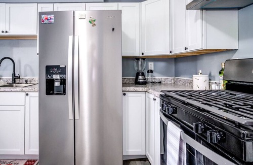 Fox Lake Apartment | Remodeled Monthly and Seasonal Rental in Fox Lake with Lakeview and Mineola Bay Access