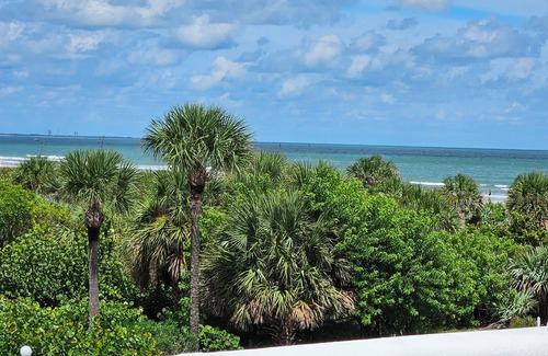 Port Canaveral Condo | Remodeled multi-level penthouse-Oceanview, Pool, Hot Tub, Beach Access, Sleeps 6