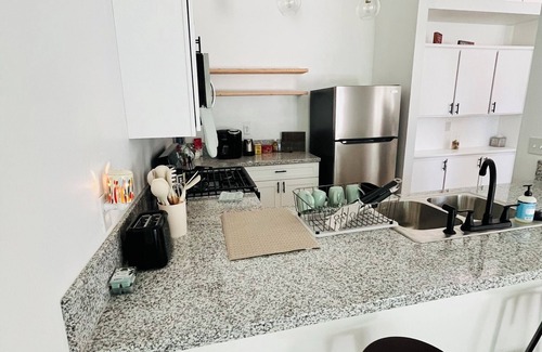 Visalia Apartment | Remodeled Oasis near Sequoia National Park