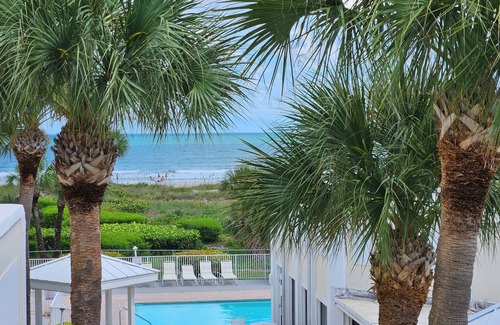 Port Canaveral Condo | Remodeled Oceanview Multi-level Penthouse -Pool, Hot Tub, Beach Access