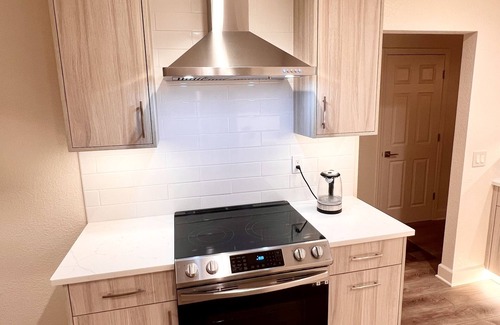 Oak Creek House | Remodeled Sedona Townhome on Golf Course – Stunning Red Rock Views !
