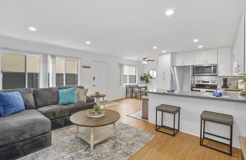 Ocean Beach Apartment | Remodeled & Spacious! It’s Beautiful!