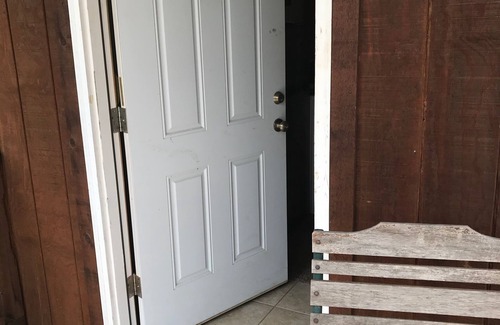 Stillwater Apartment | Remote Efficiency Apartment C (Upstairs)