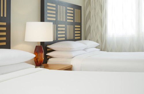Airport North Hotel | Renaissance Orlando Airport Hotel by Marriott