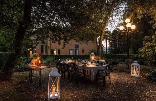 Vicopelago Villa | Renaissance Villa with Pool in the Vineyards in Lucca