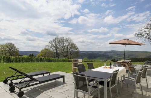 Beffe House | Rendeux Forest View Retreat