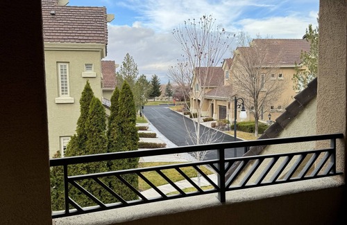 Reno Condo | Reno Luxury Condo in Diamonte Ranch
