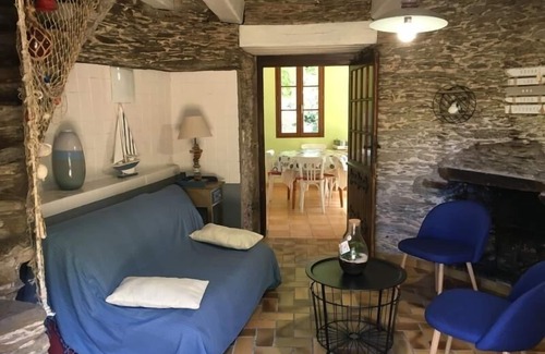 Pornic Cottage | Renovated mill with enclosed garden near Pornic
