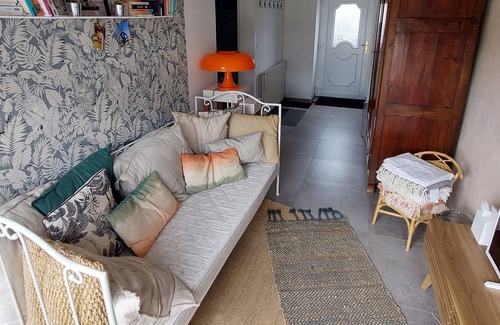 Saint-Meloir-des-Ondes House | Renovated character house