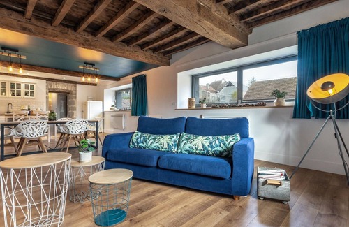 Cenans Cottage | Renovated 18th-century house, 2 beds, garden, Wifi, pet-friendly