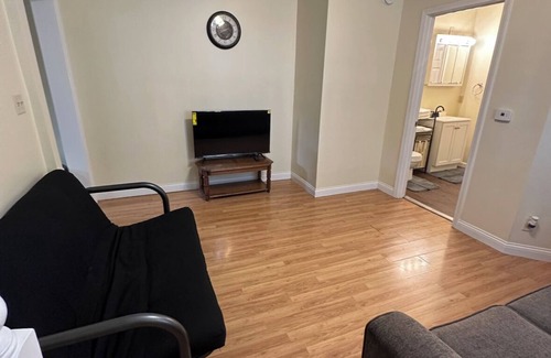 Lafayette Apartment | Renovated 2 floor spacious apartment in downtown lafayette!