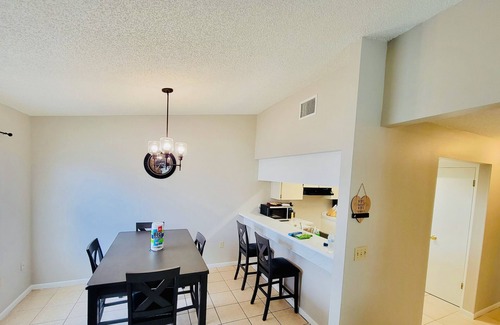 Lakeland Apartment | Renovated 2BR 2Bath Apartment Cozy and Quiet