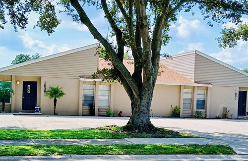 Lakeland Apartment | Renovated 2BR 2Bath Apartment Cozy and Quiet