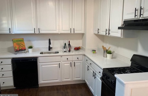 Silver Spring House | Renovated 3 bed 2 bath with lots of free parking
