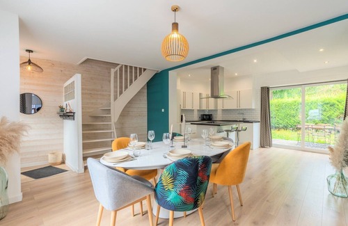 Wasquehal House | Renovated 3-bedroom house with terrace and garden.