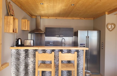 Pra Loup Apartment | Renovated 3-Room Apartment in Pra Loup with Balcony, Close to Ski Shuttle