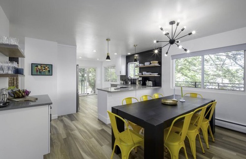 Capitol Hill House | Renovated 3BD/2BA Escape w/Hot Tub + City Views