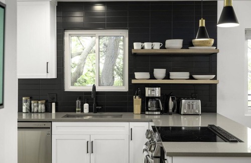 Capitol Hill House | Renovated 3BD/2BA Escape w/Hot Tub + City Views