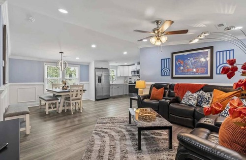 Little River House | Renovated 4BR Retreat Near NMB Cherry Grove