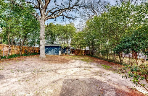 Midtown House | Renovated abode close to downtown with patio, W/D & enclosed yard - dog-friendly