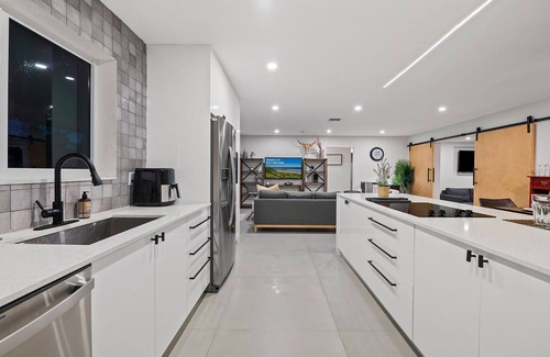 Coral Heights House | Renovated and Luxury Home w/Htd Pool - NEAT.life