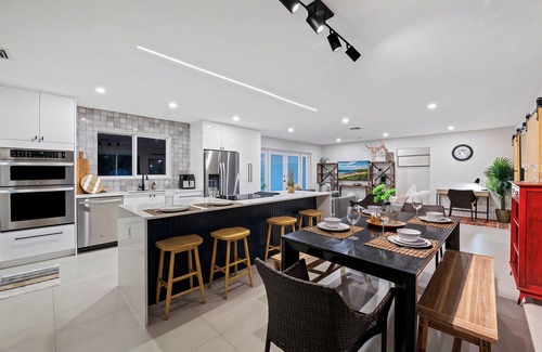 Coral Heights House | Renovated and Luxury Home w/Htd Pool - NEAT.life
