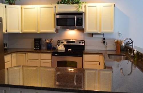 Harbor Springs Condo | Renovated and Updated 4 bedroom/3 bath end unit in Beautiful Harbor Cove