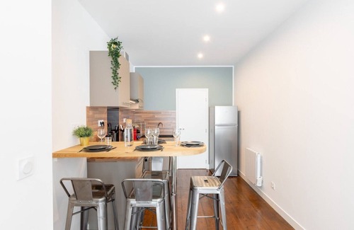 Vauban - Wazemmes Apartment | Renovated apartment 3bed 2bath