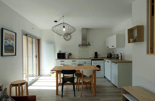 Cauterets Apartment | Renovated apartment for 4 with parking in Cauterets