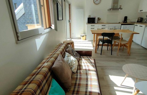 Cauterets Apartment | Renovated apartment for 4 with parking in Cauterets