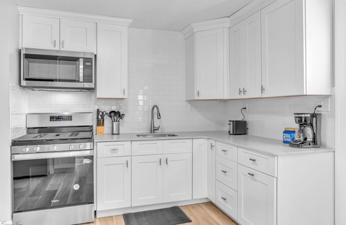 Green Creek House | Renovated | Beach | Games | Great Location