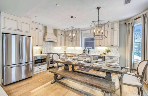 Egleston Square Condo | Renovated Boston Condo | Near T