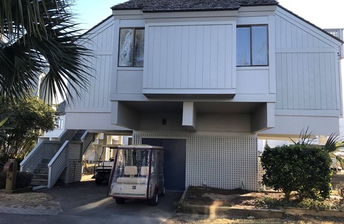 Bald Head Island Villa | Renovated! Both club options available! Great location next to beach & BHI Club!