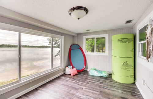 Brainerd Cabin | Renovated Brainerd Cabin on Lake: Fish & Swim!