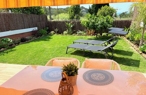 Lloret de Mar House | Renovated bungalow, beach + village within walking distance, pool area, sea view