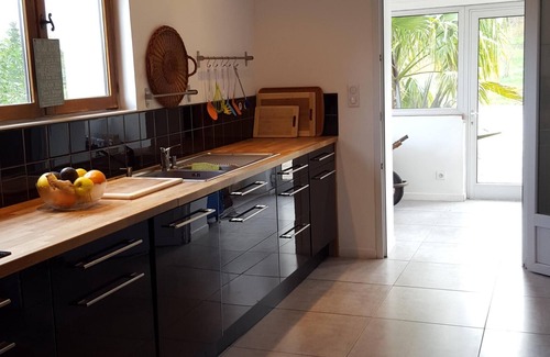 Ceret House | Renovated Catalan farmhouse, 2 minutes from the centre of Céret, not overlooked.