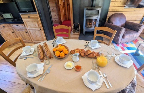 Ventron Cottage | Renovated chalet with terrace and fireplace in Ventron