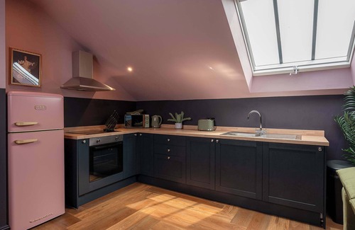 Barnard Castle Apartment | Renovated Chapel Apartment in Barnard Castle