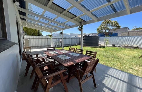 Mount Gambier House | Renovated character cottage just walking distance to all amenities