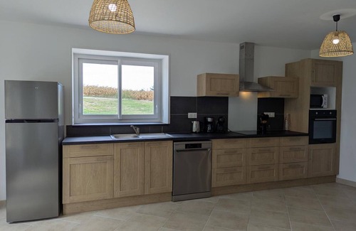 Challignac Cottage | Renovated Charentaise house with garden and terrace