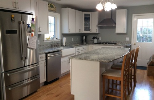 Katama House | Renovated colonial in private community