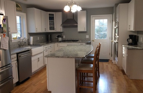 Katama House | Renovated colonial in private community